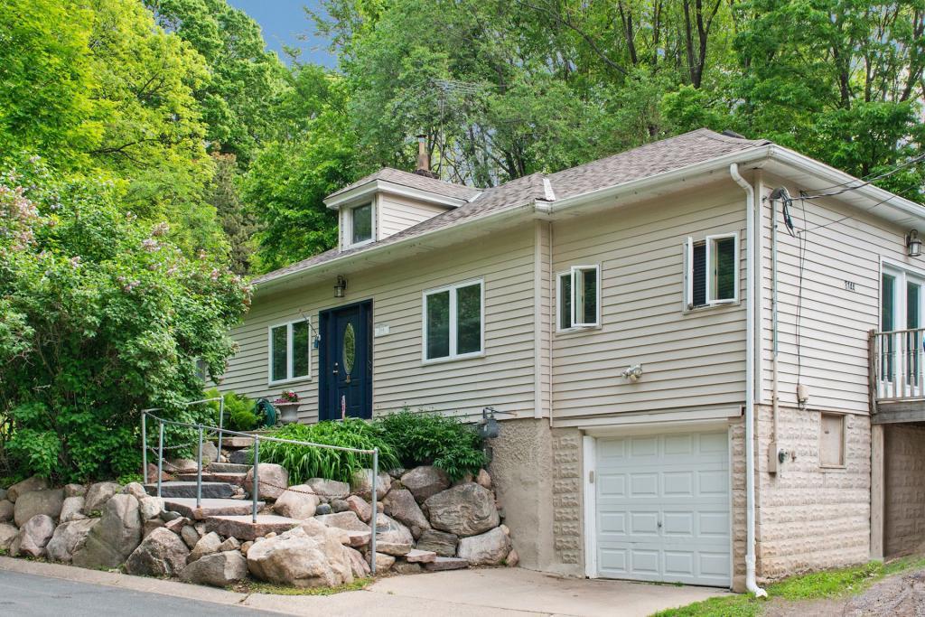 3144 Drury Lane - Photo 1