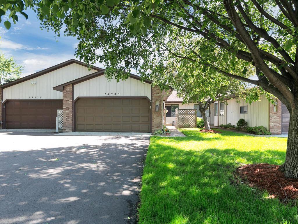 14330 Glenda Drive - Photo 1