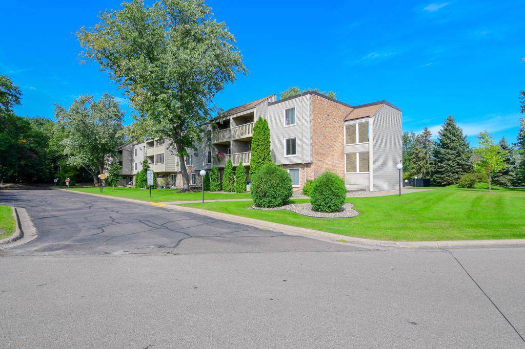 4045 Hodgson Road - Photo 1