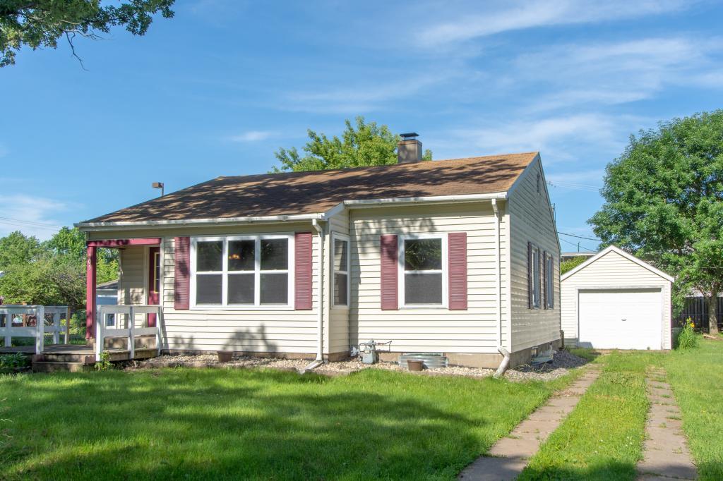 305 1st Avenue - Photo 1