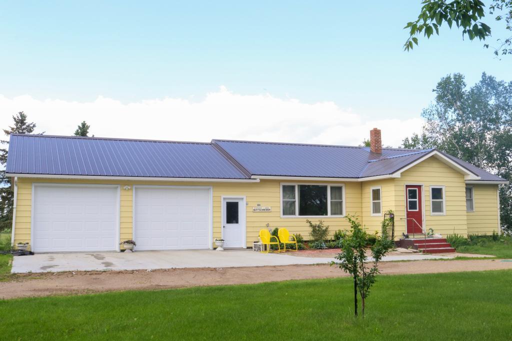 904 Main Avenue - Photo 1