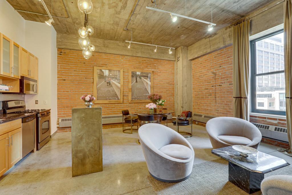 250 Park Avenue - Photo 1