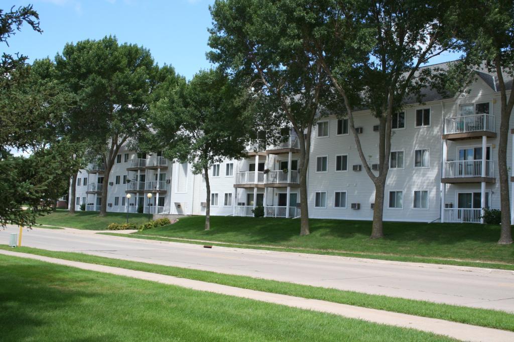 101 Albion Avenue - Photo 1