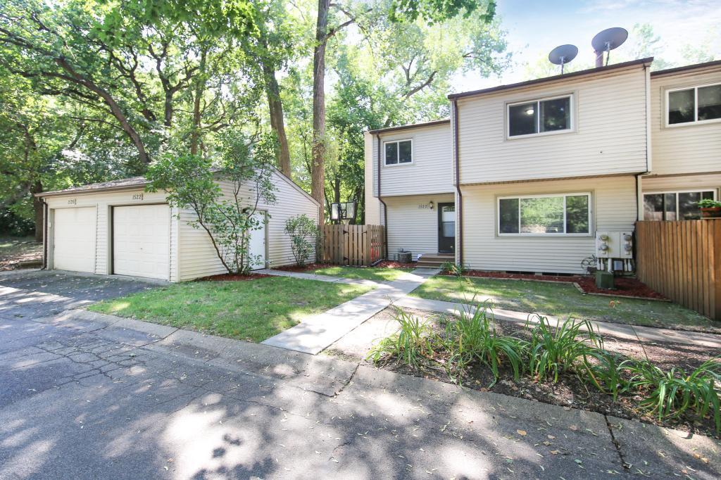 1522 Aspen Drive - Photo 1