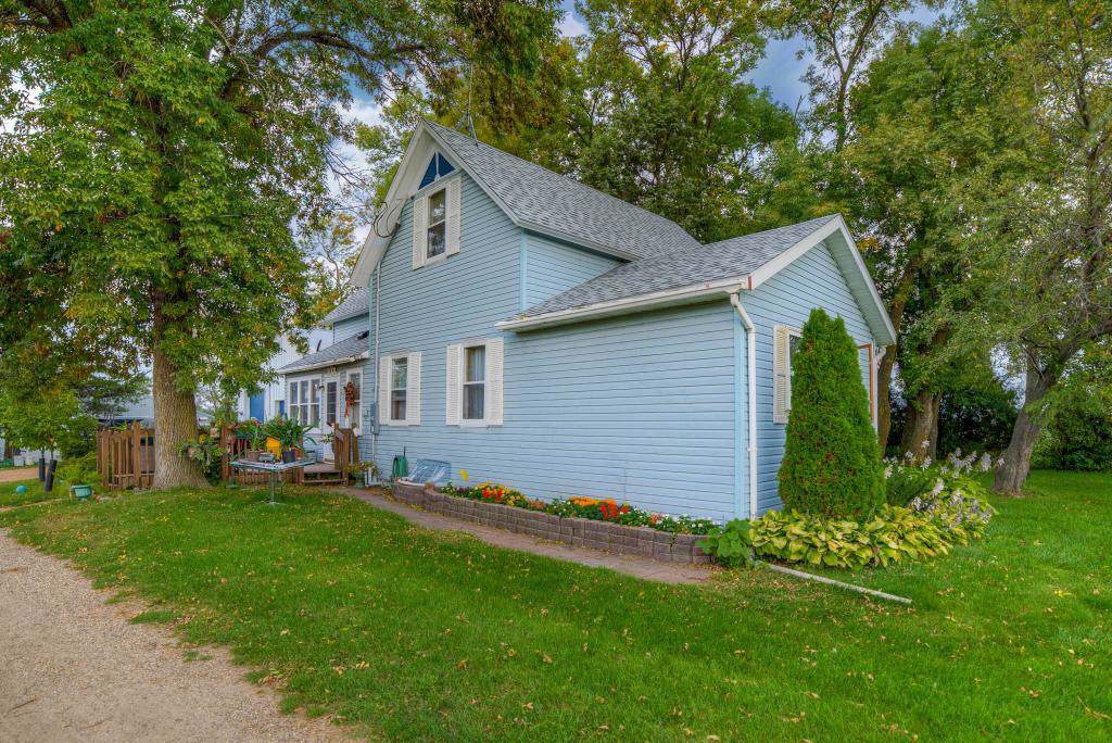 11240 Barton Avenue - Photo 1