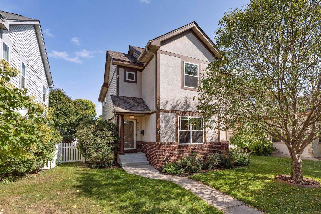 5242 Humboldt Avenue - Photo 1