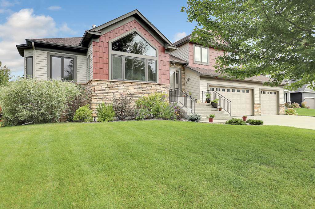 541 Fisher Circle - Photo 1