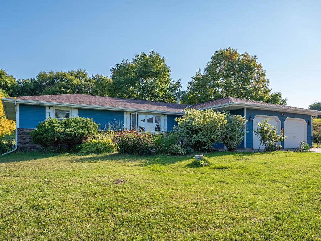 1460 Valley View Road - Photo 1