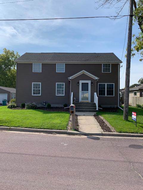 207 7th Avenue - Photo 1