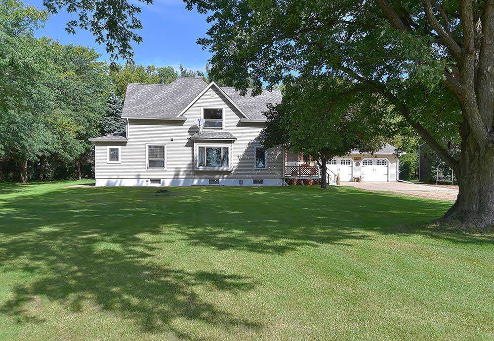 28422 750th Avenue - Photo 1
