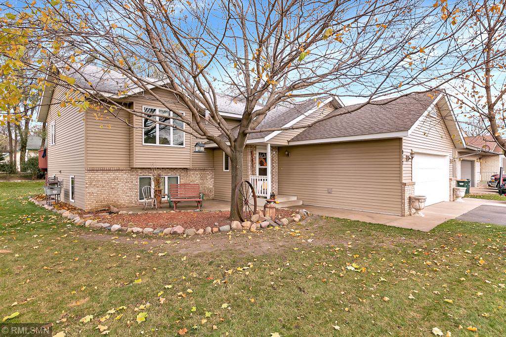 917 5th Avenue - Photo 1