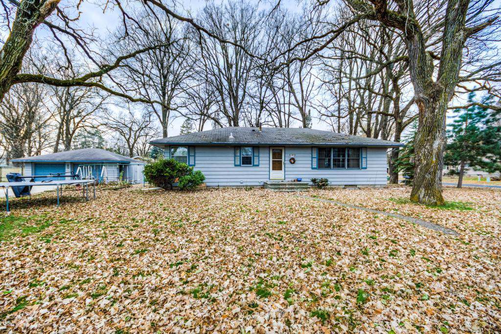 38986 Grand Avenue - Photo 1