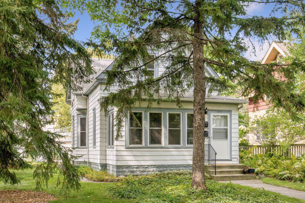 3516 20th Avenue - Photo 1