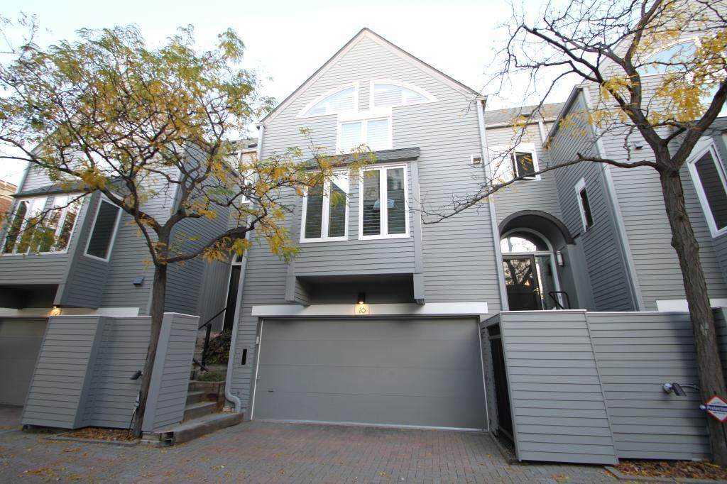 28 Greenway Gables - Photo 1