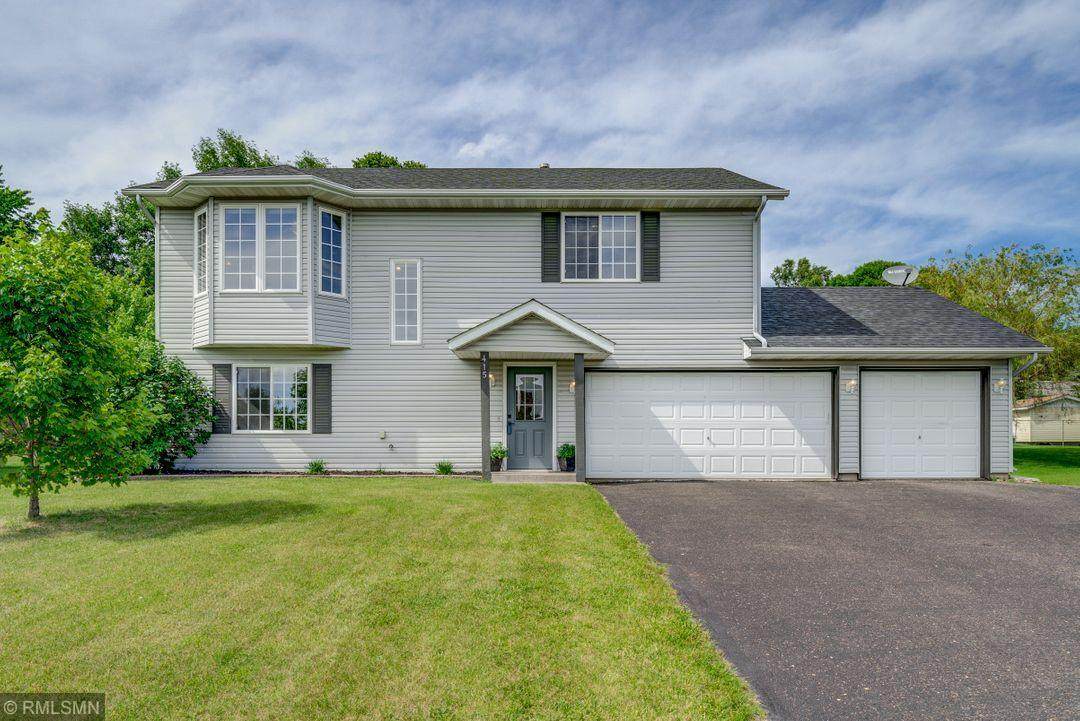 415 Johnson Parkway - Photo 1