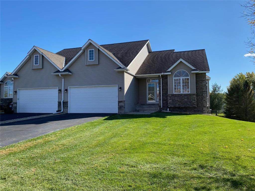 1922 135th Avenue - Photo 1