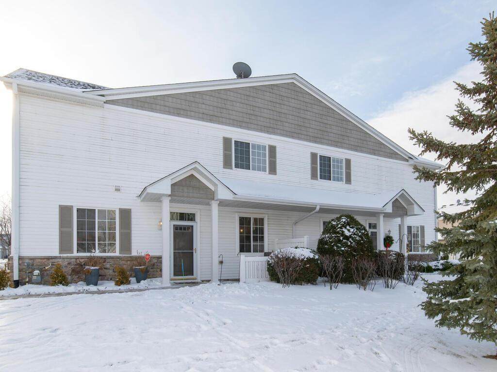 2555 49th Street - Photo 1