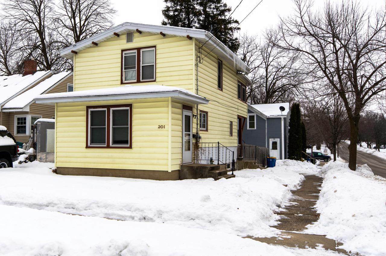 201 South Street - Photo 1
