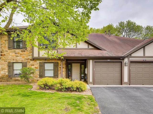 5275 Balmoral Lane - Photo 1
