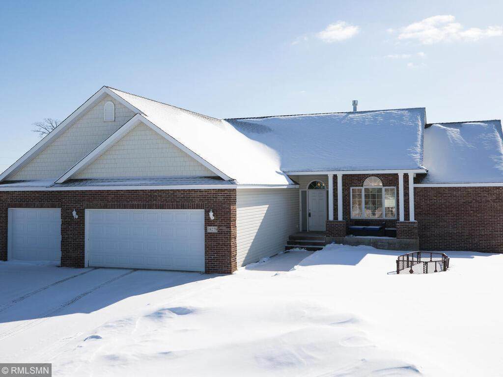 38279 Everett Avenue - Photo 1