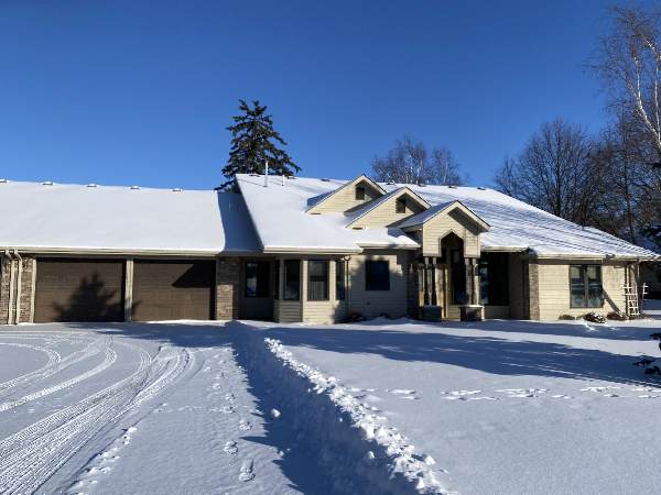 703 Park Drive - Photo 1
