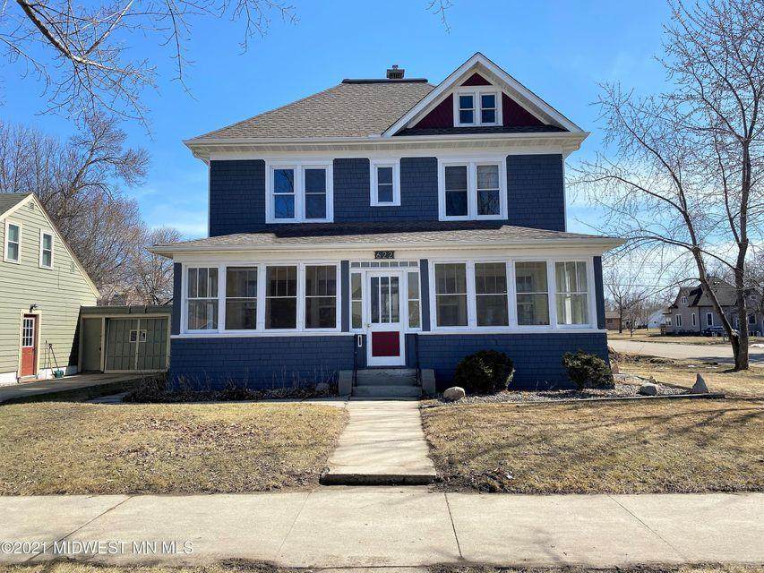 622 2nd Street - Photo 1