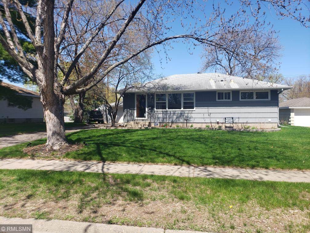 5006 65th Avenue - Photo 1