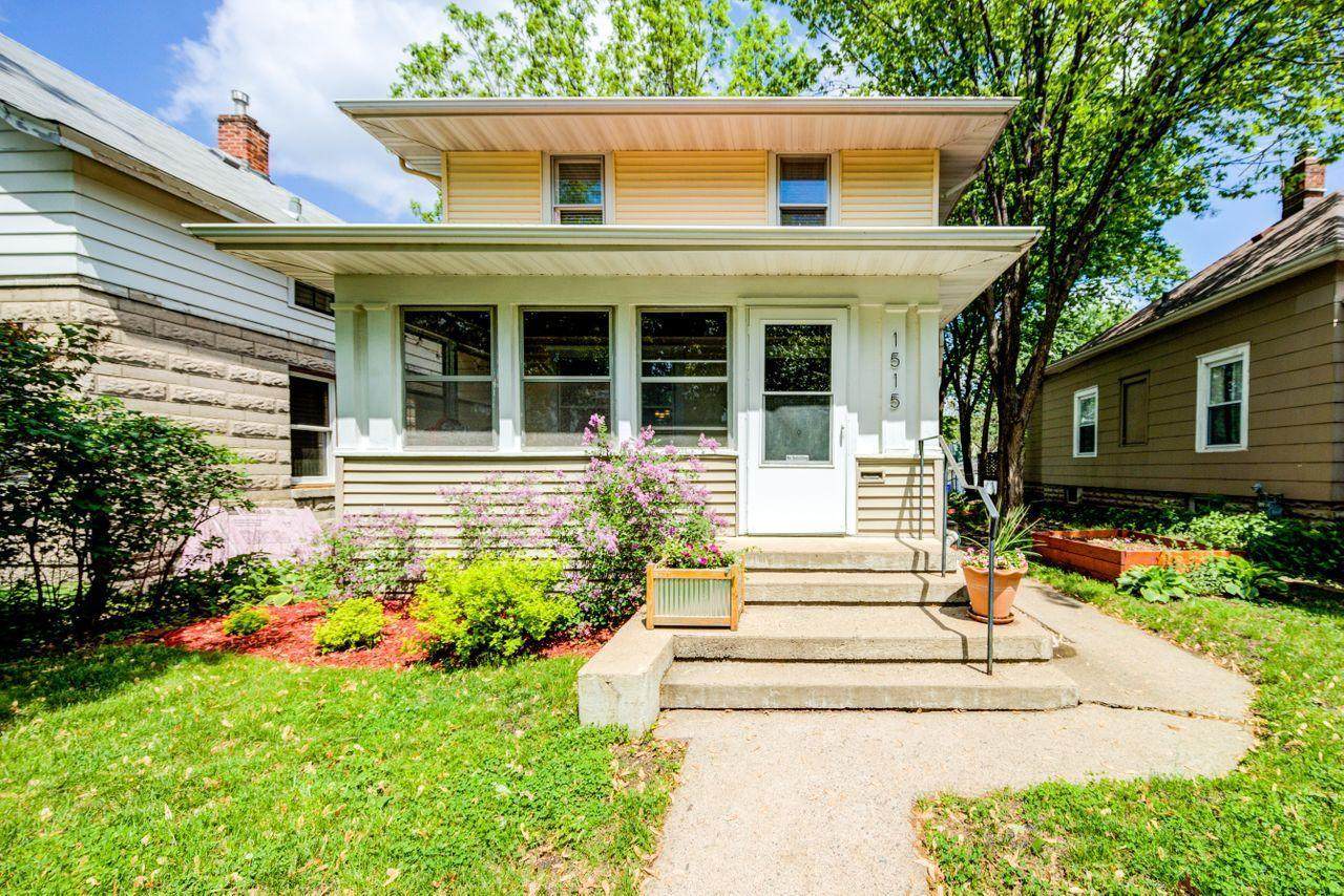 1515 Albany Avenue - Photo 1