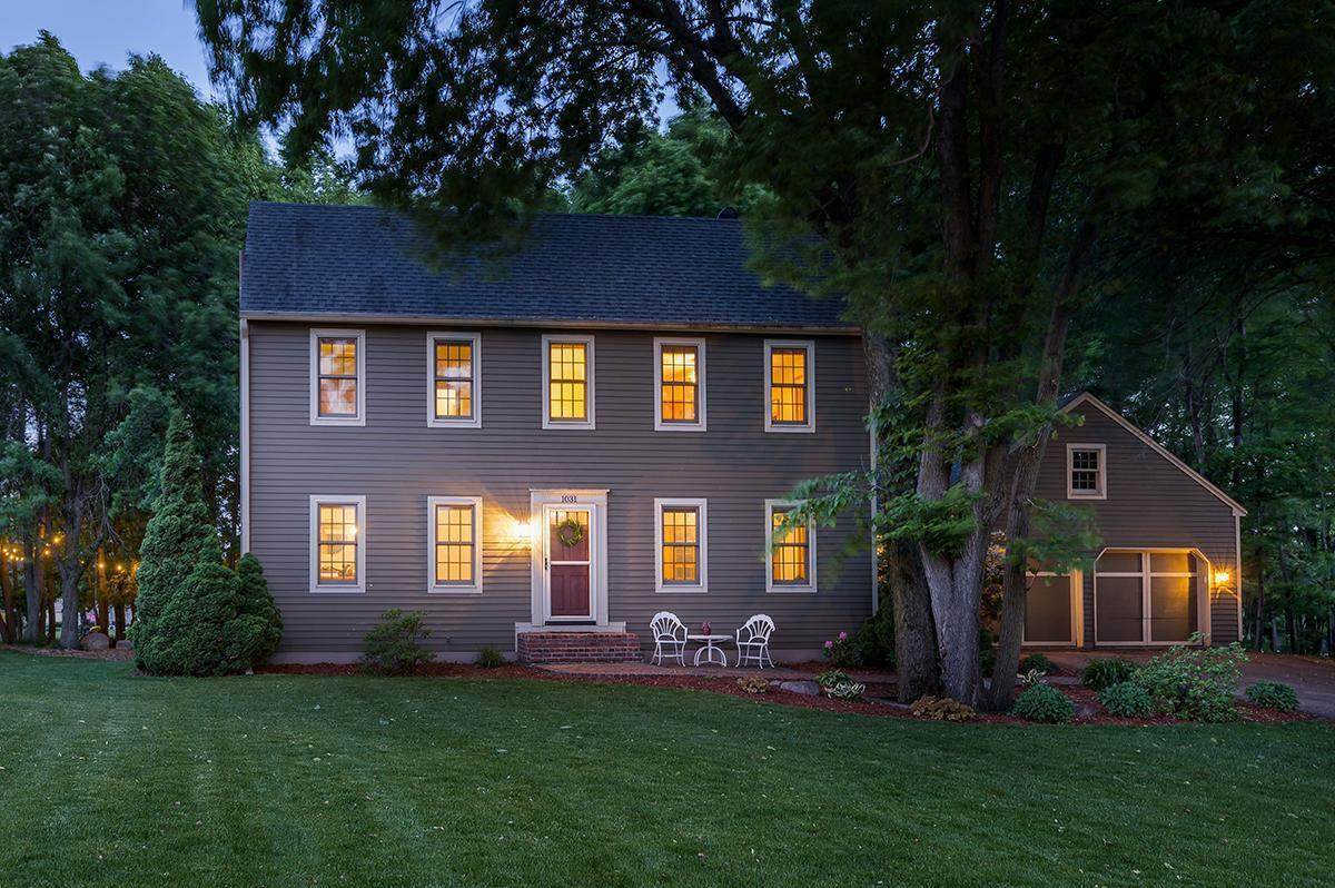 1031 Wildwood Way - Photo 1