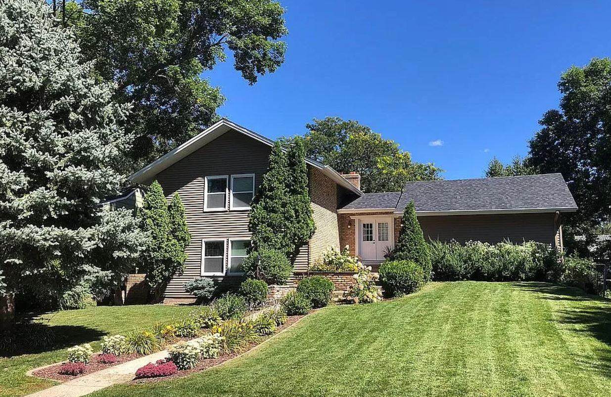 3832 Abbott Avenue - Photo 1