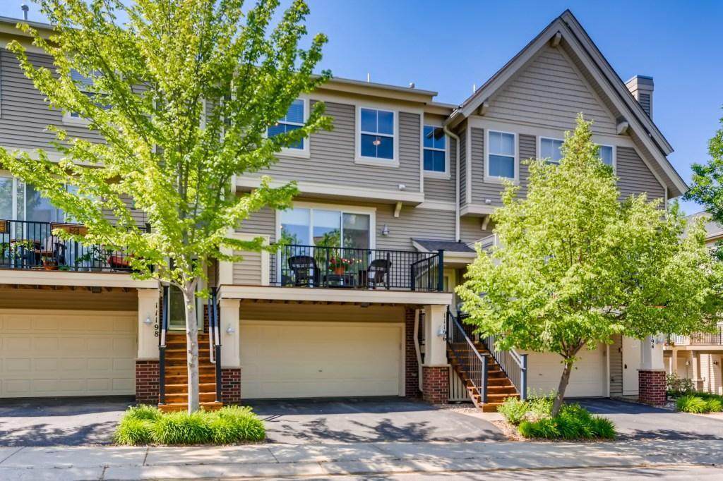 11196 Kinsley Street - Photo 1
