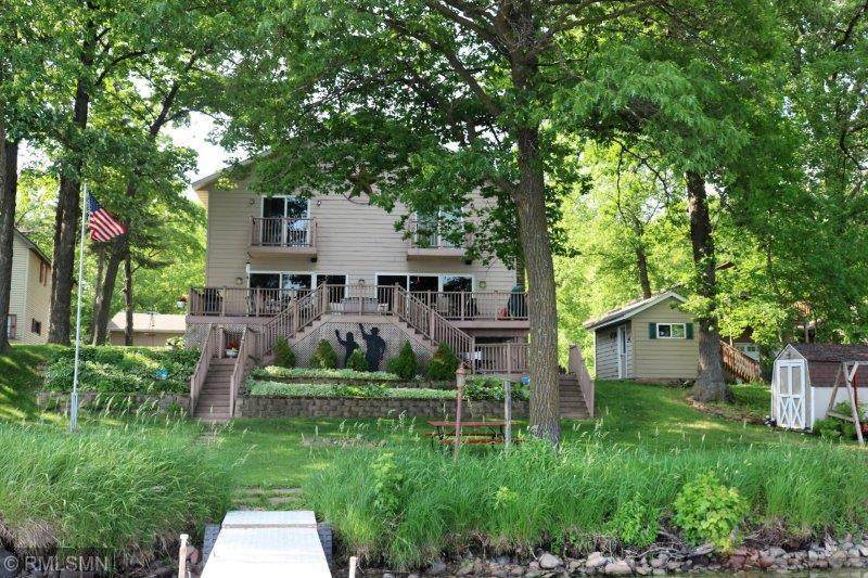 10022 Lake Mist Drive - Photo 1