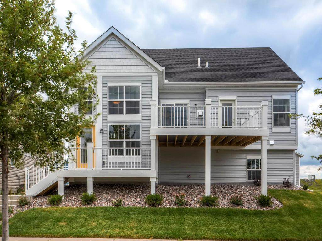 19111 Cloverleaf Way - Photo 1