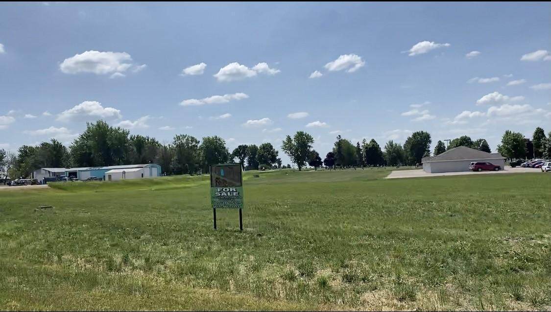 XX505 East Avenue - Photo 1