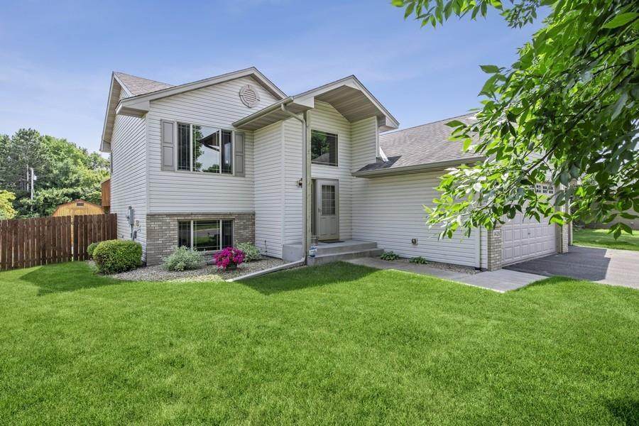 1428 Cedar Drive - Photo 1