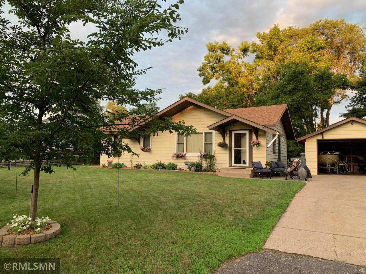 11811 Crocus Street - Photo 1