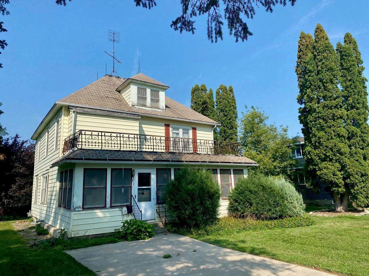 312 11th Street - Photo 1