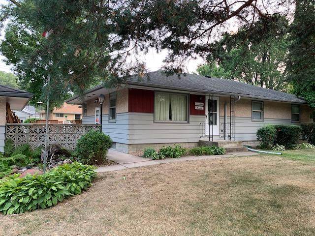 1700 Rosewood Avenue - Photo 1