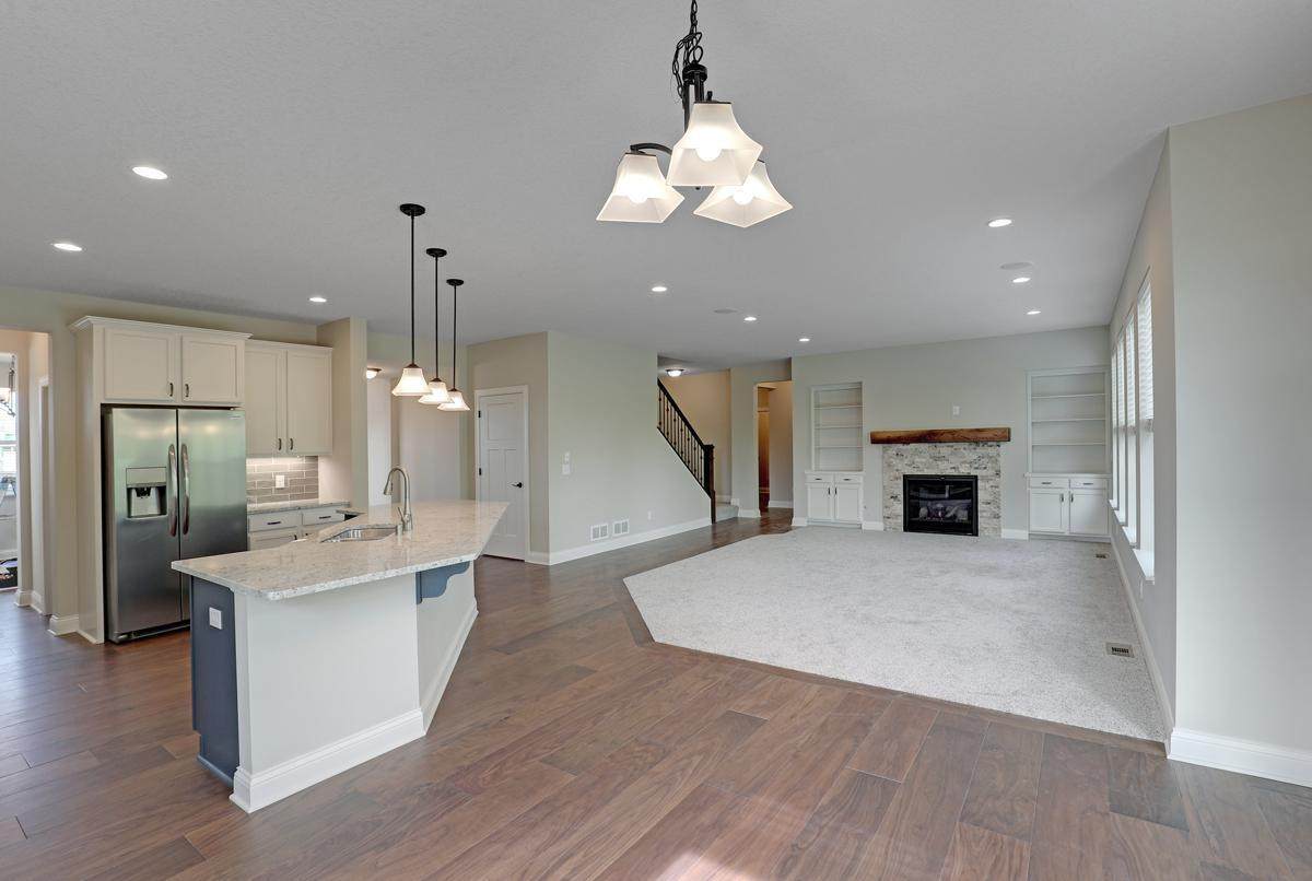 16086 Fairoaks Avenue - Photo 1