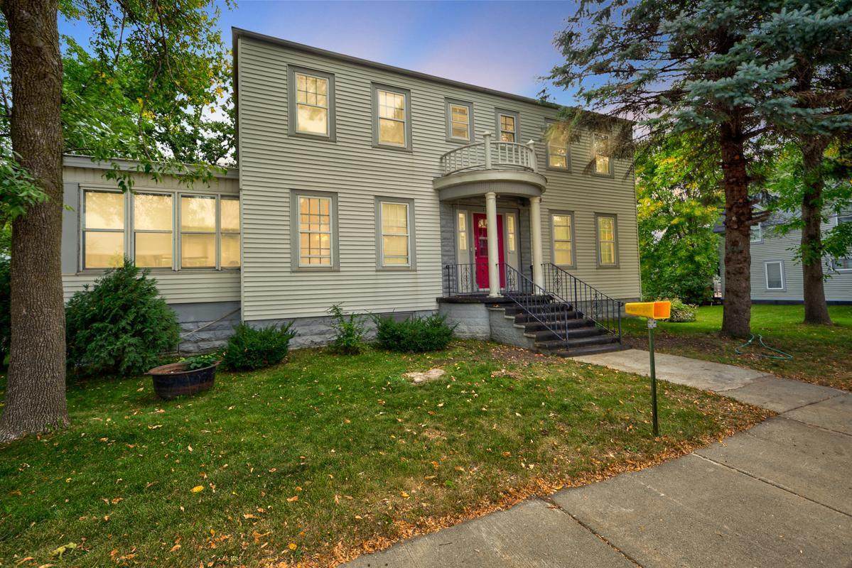 182 Maple Street - Photo 1