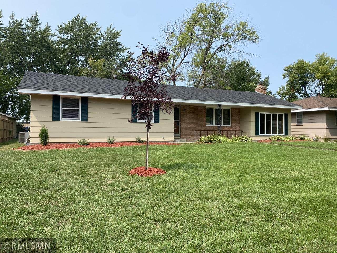 1054 Main Street - Photo 1
