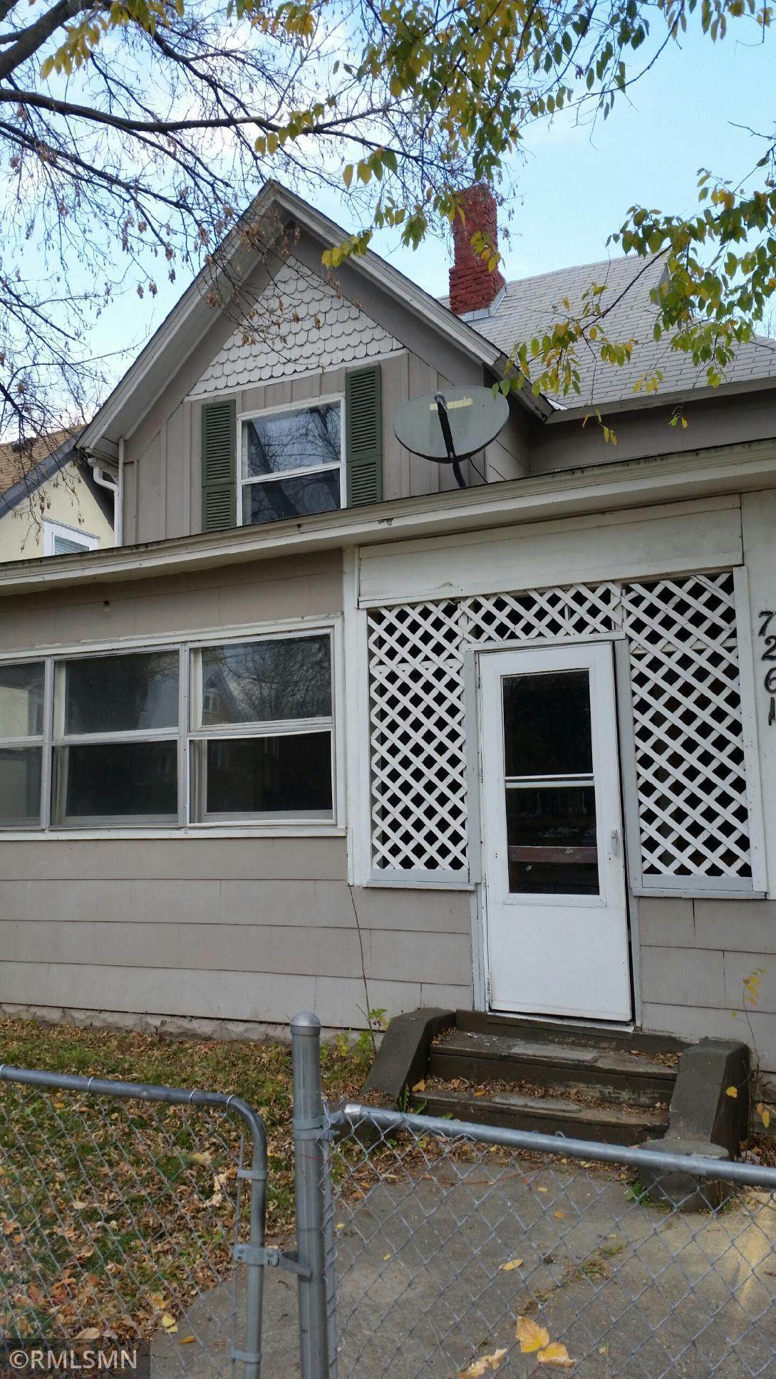 726 30th Avenue - Photo 1