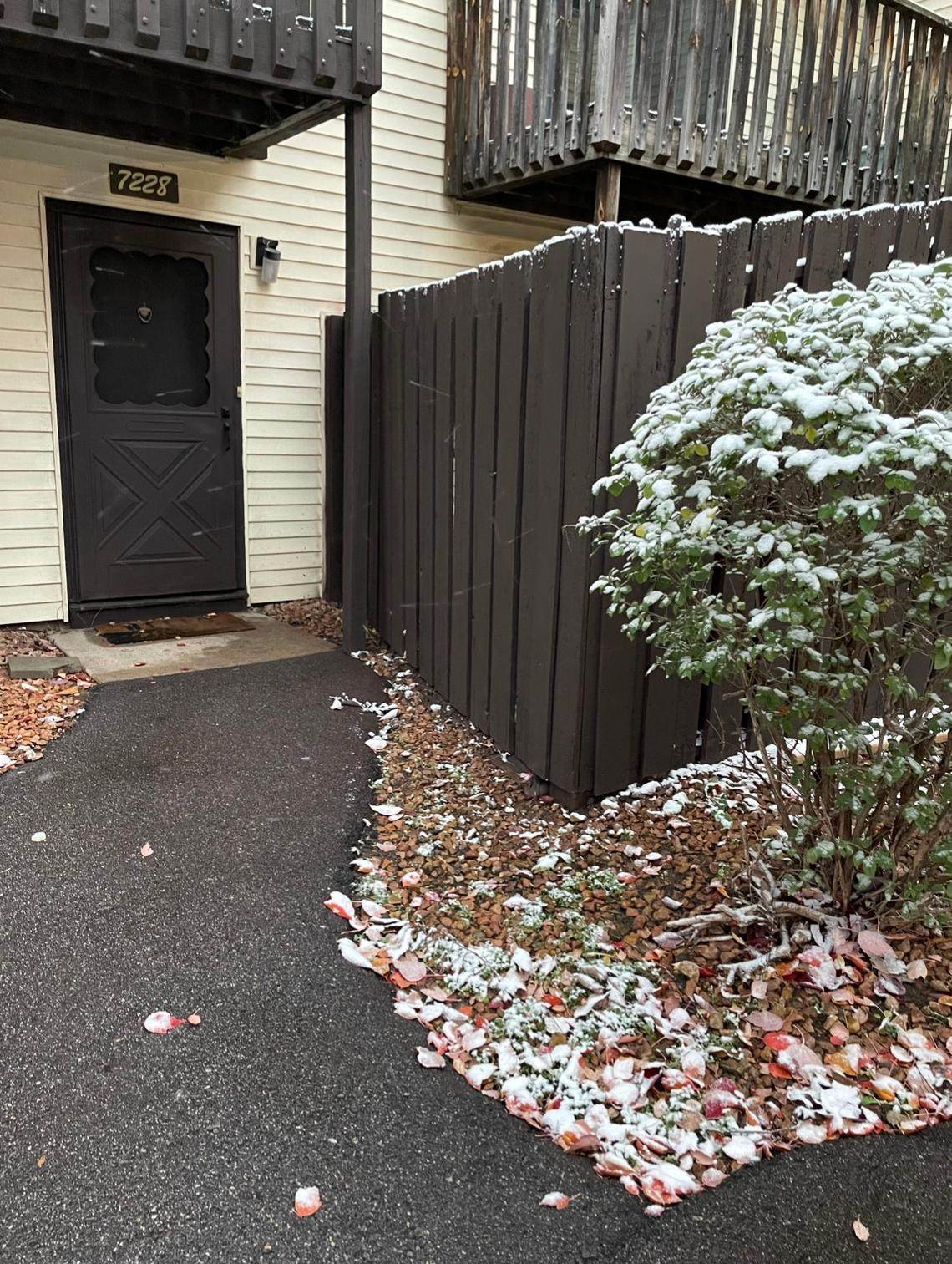 7228 72nd Lane - Photo 1