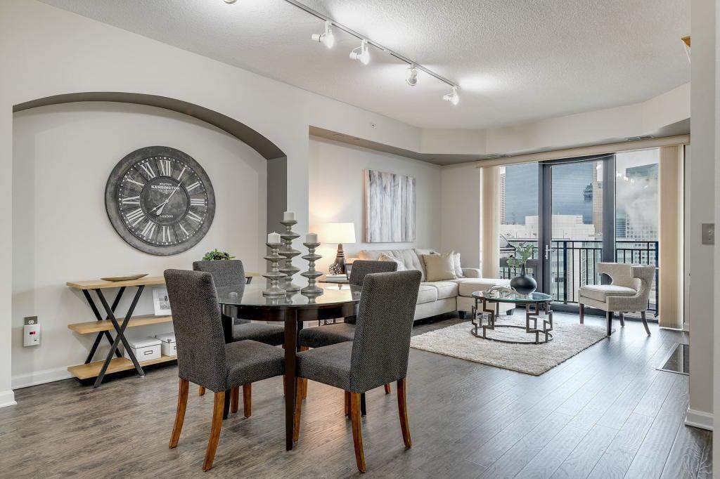 500 Grant Street - Photo 1