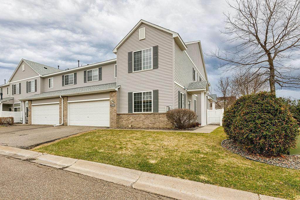 17928 69th Place - Photo 1