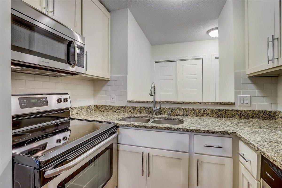 4664 Tower Street - Photo 1