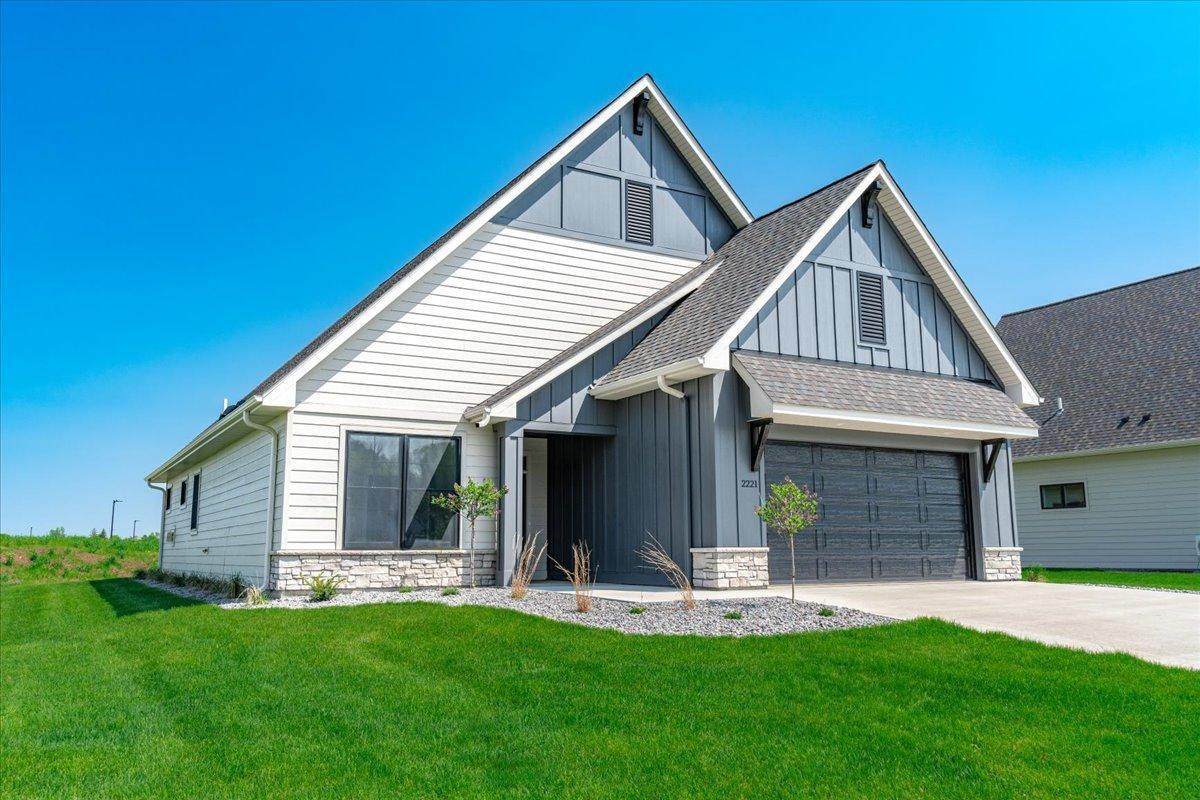 2477 Sharon Lane - Photo 1
