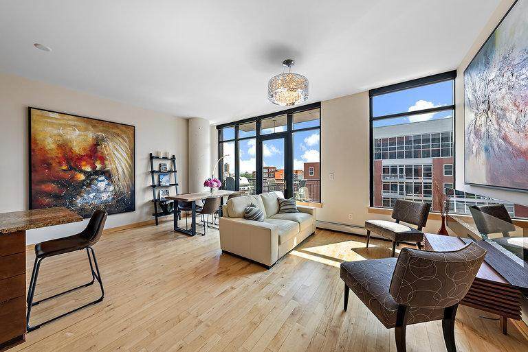 215 10th Avenue - Photo 1