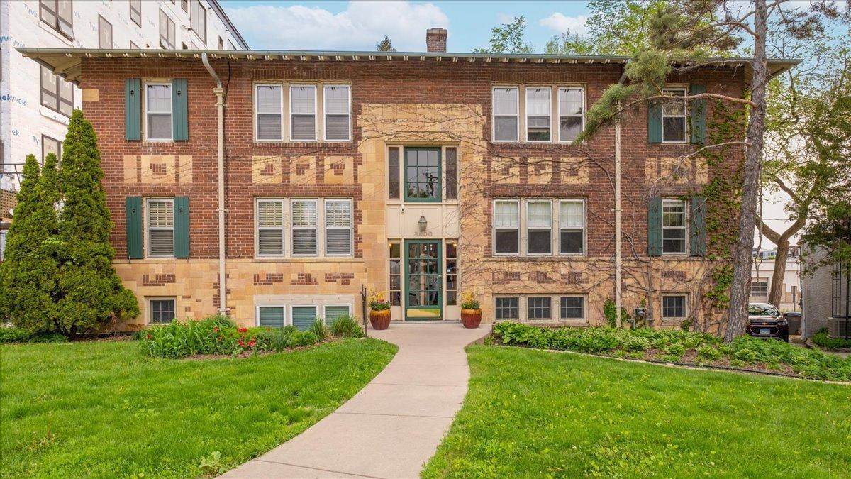 3400 List Place - Photo 1