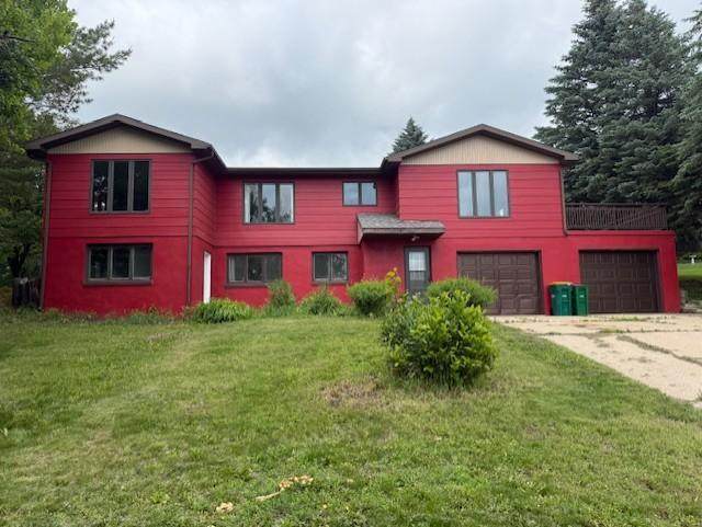 103 Circle Drive - Photo 1